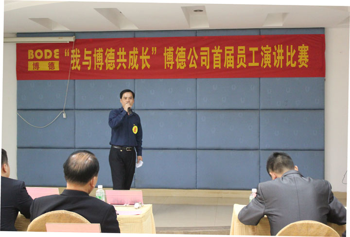 8号选手：成品仓梁雁青《服务》_1.jpg